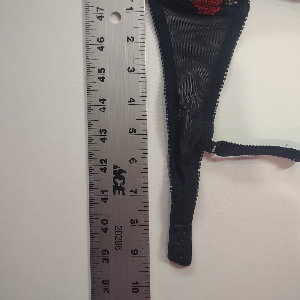 Ralph Lauren Vintage Black Lingerie Unlined Bra Red Embroidered Flowers| 34B - Picture 4 of 5